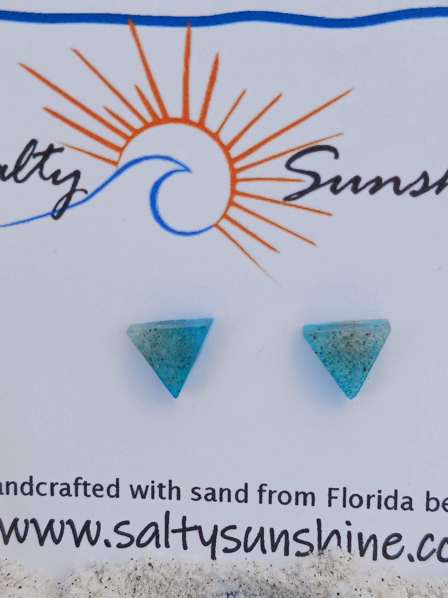 Triangle stud Earrings